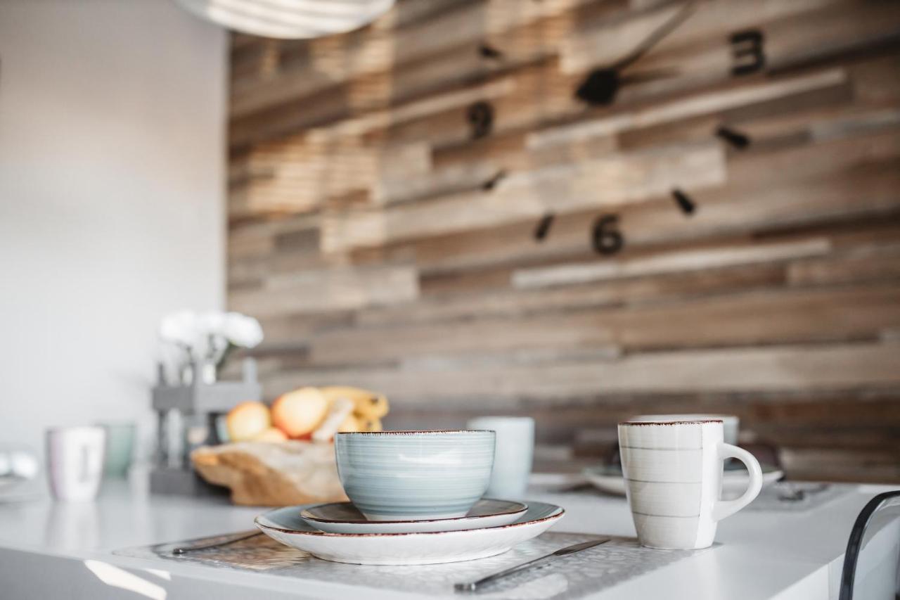 Drive Caffe Apartments Trzin Екстериор снимка